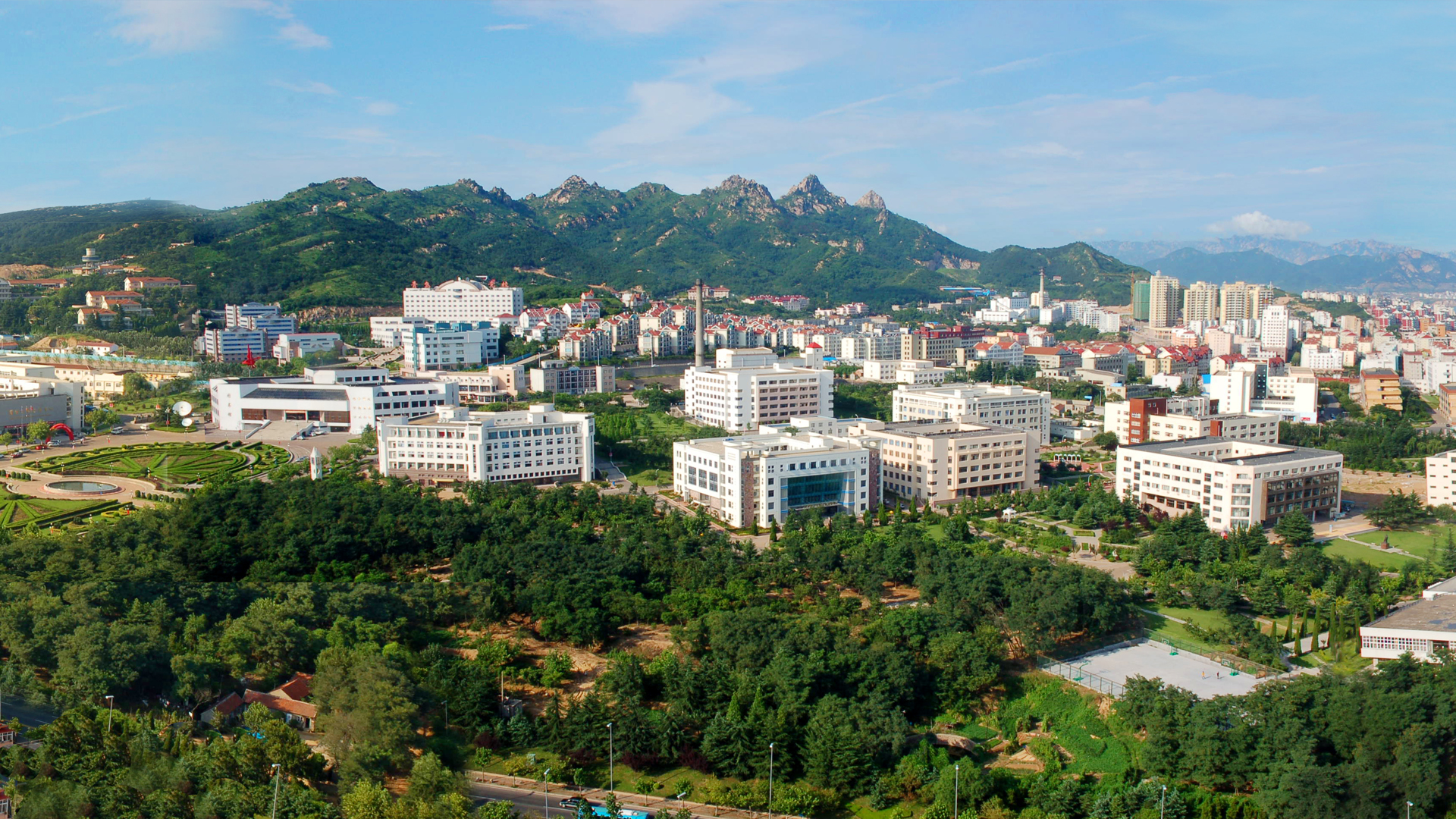 山东青岛大学全景图片